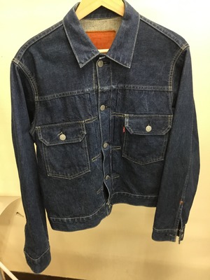 01045 LEVI’s 71507 アウター