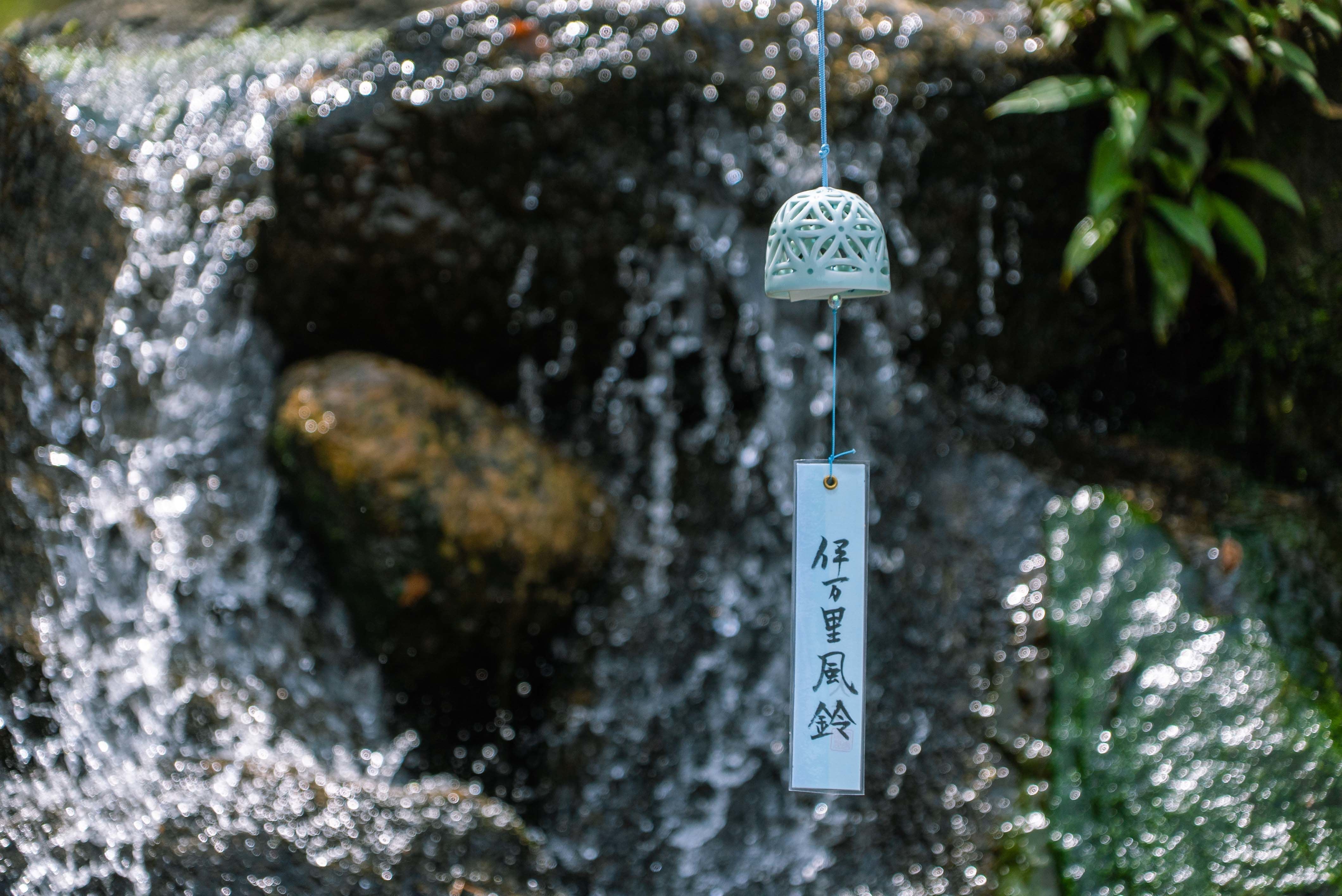 最終価格☆伊万里焼 市川冬山窯「虹彩磁波彫り楕円皿 大・小セット」