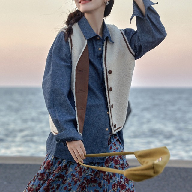 reversible piping boa vest J00138