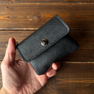 【THE SLIP〝MINI LEATHER POUCH〟】