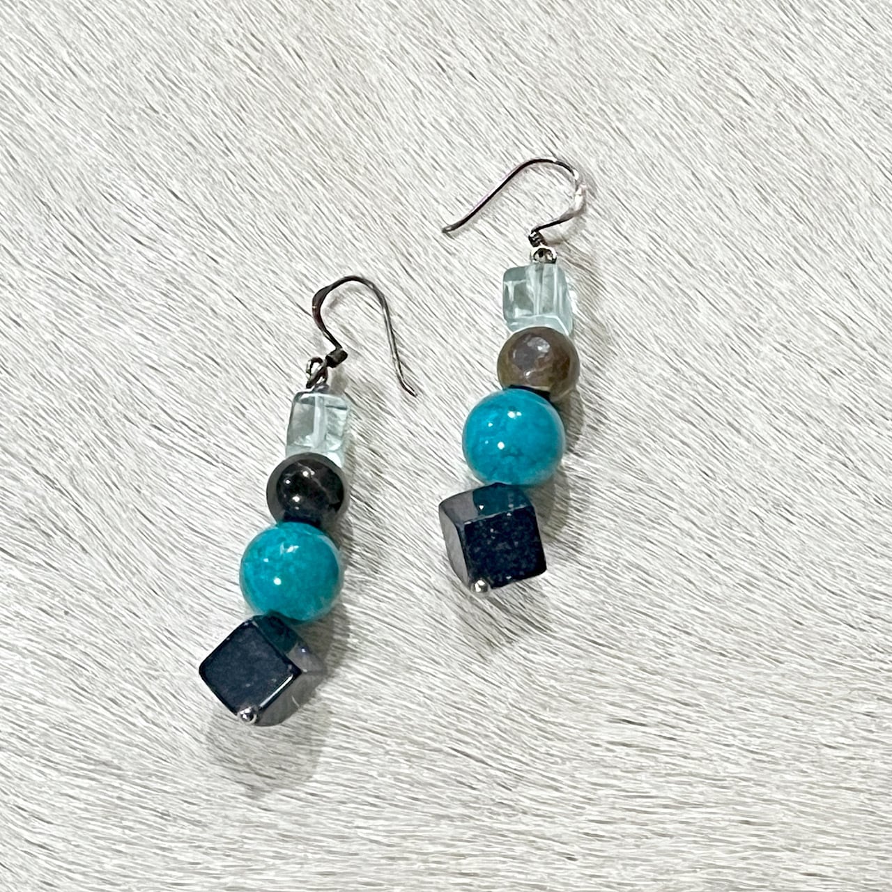 タイガーアイとターコイズの幾何学ピアス(イヤリング) acc-155