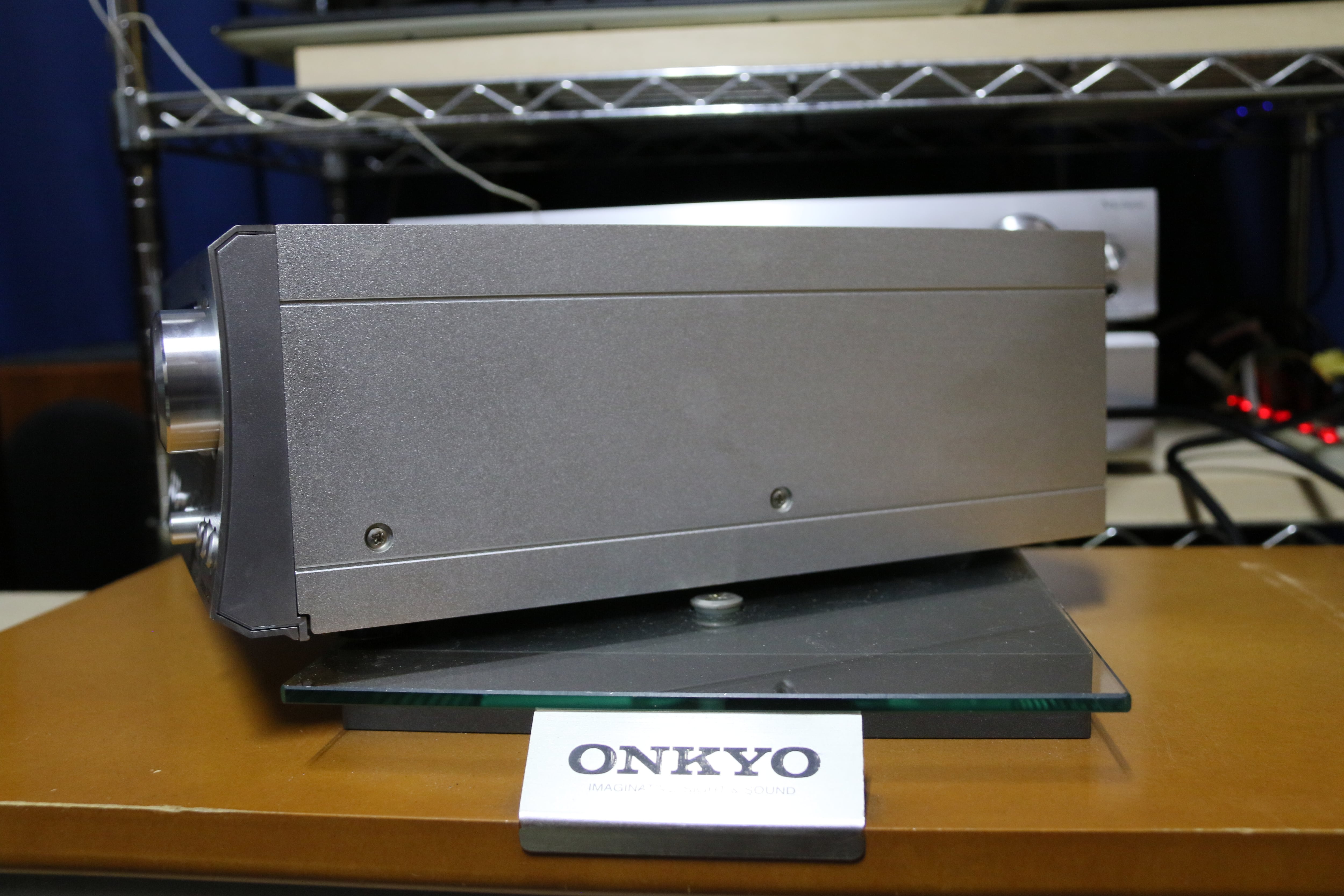 デジタルアンプ搭載！CD機】ONKYO CR-D2 ＆ D-112NFX CD/ﾁｭｰﾅ/ｱﾝﾌﾟ