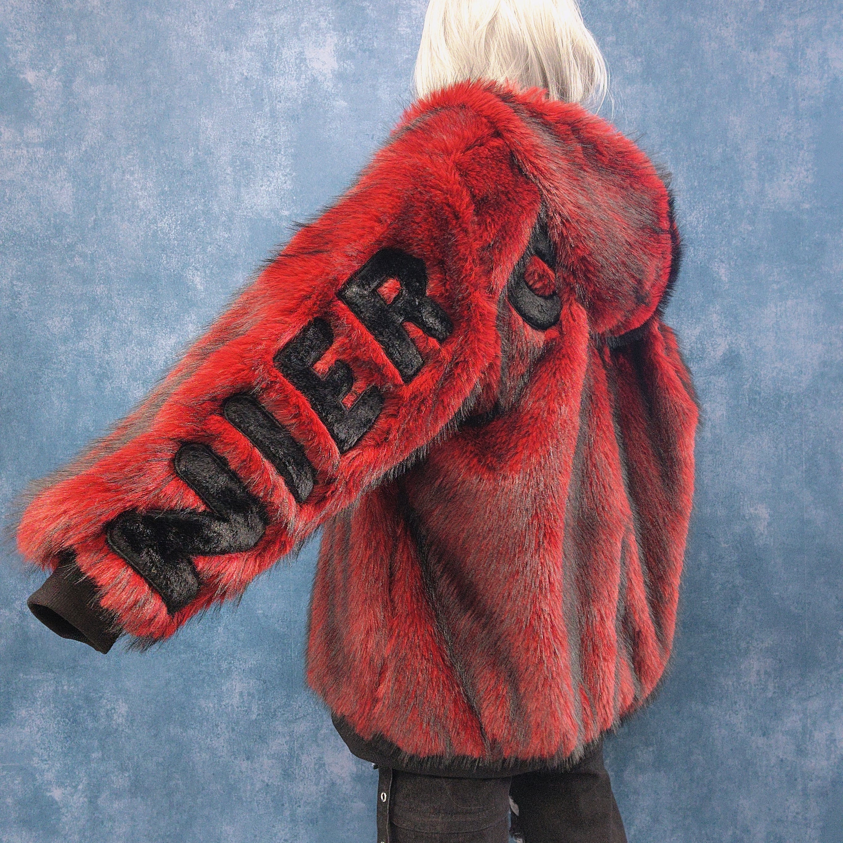 NieR新品ふわもこ防寒アウター【RED】 先着39点早い者勝ち半額新作セール》超ふわもこOVERSIZE BLOOD SHADOW