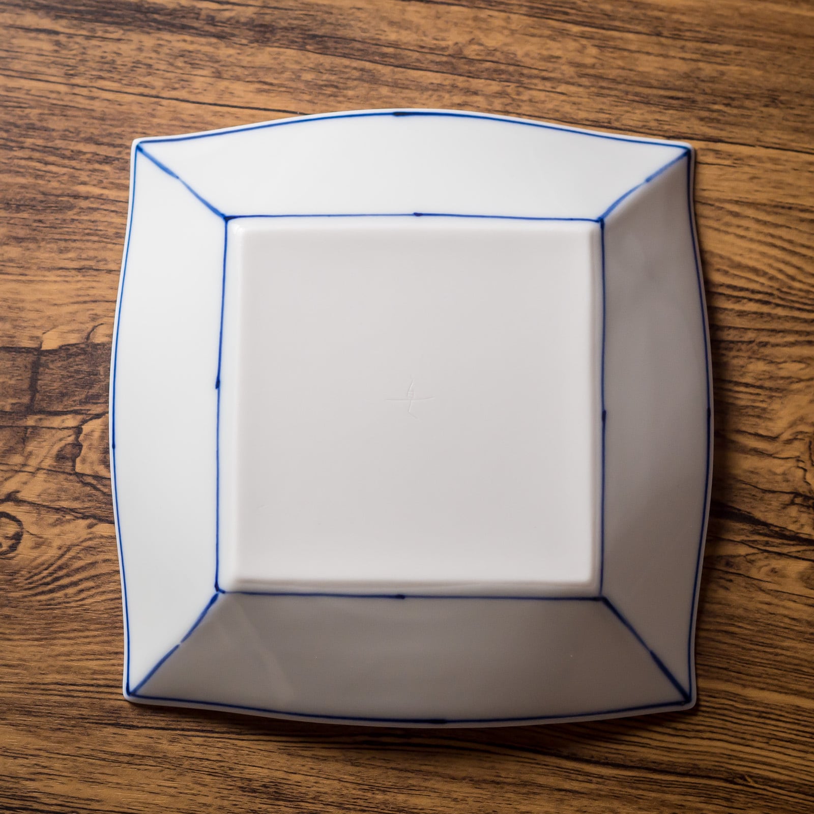 ライン プレート 18cm（中鉢・角皿・銘々皿）／眞窯 | 手作りの器