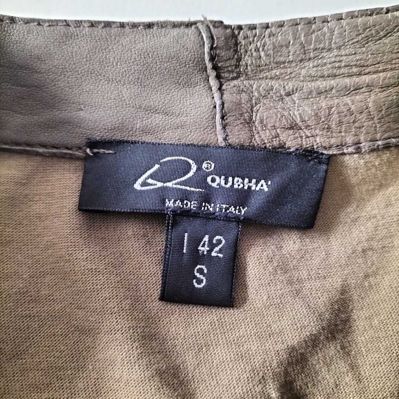 イタリア製　QUBHA ジャケット　ブラウン