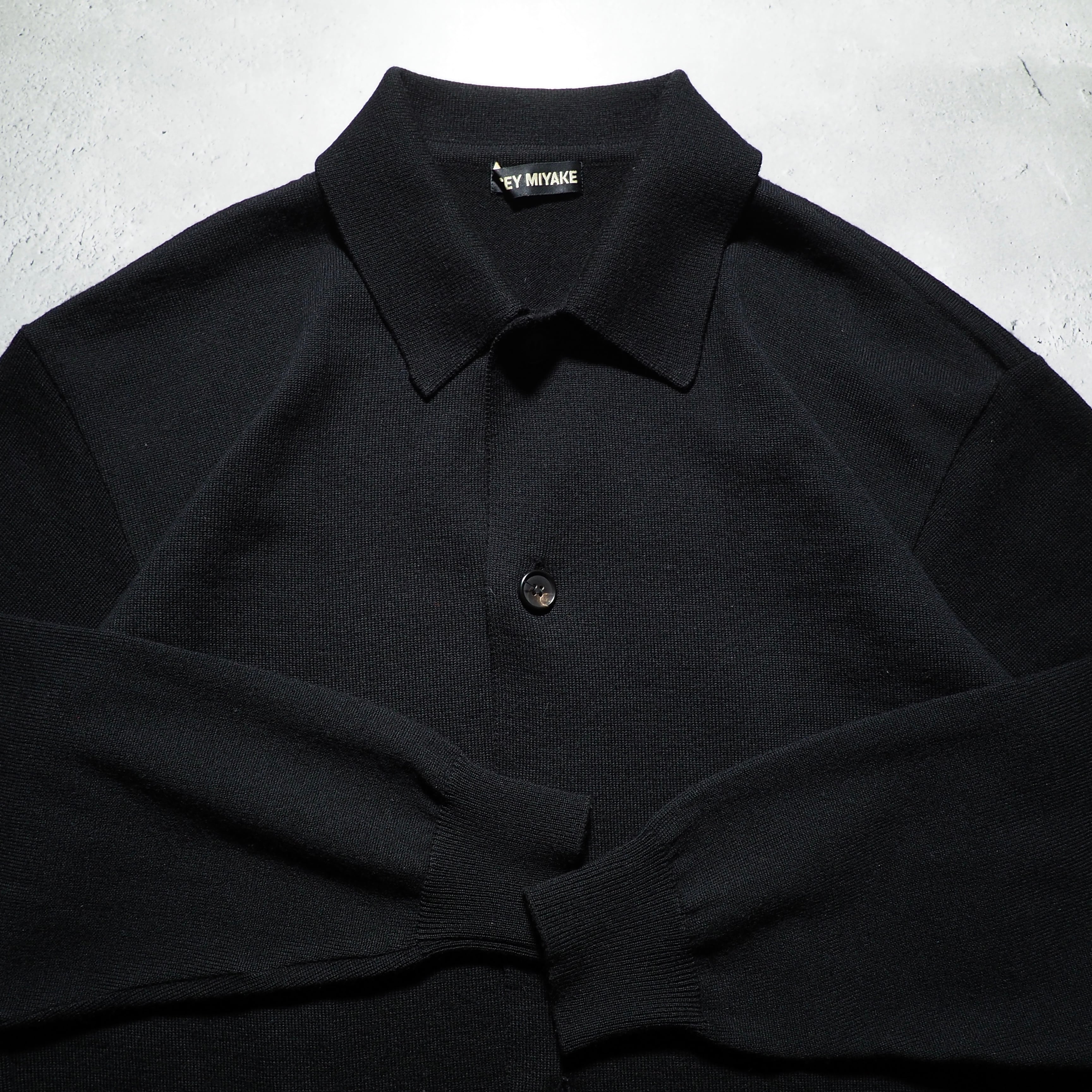 1990s " Old ISSEY MIYAKE " Black wool knit shirt cardigan
