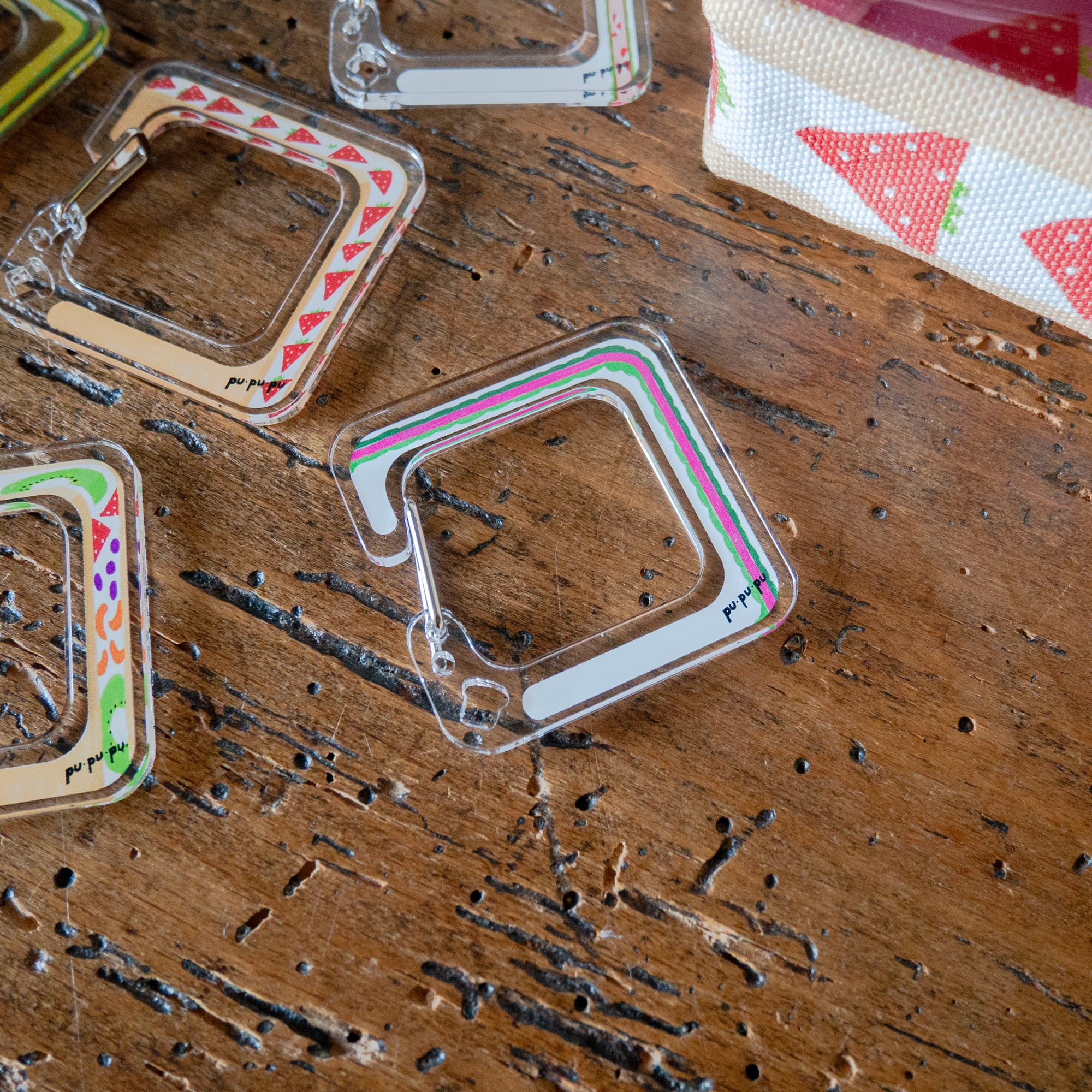 サンドイッチのアクリルカラビナ ミニサイズ