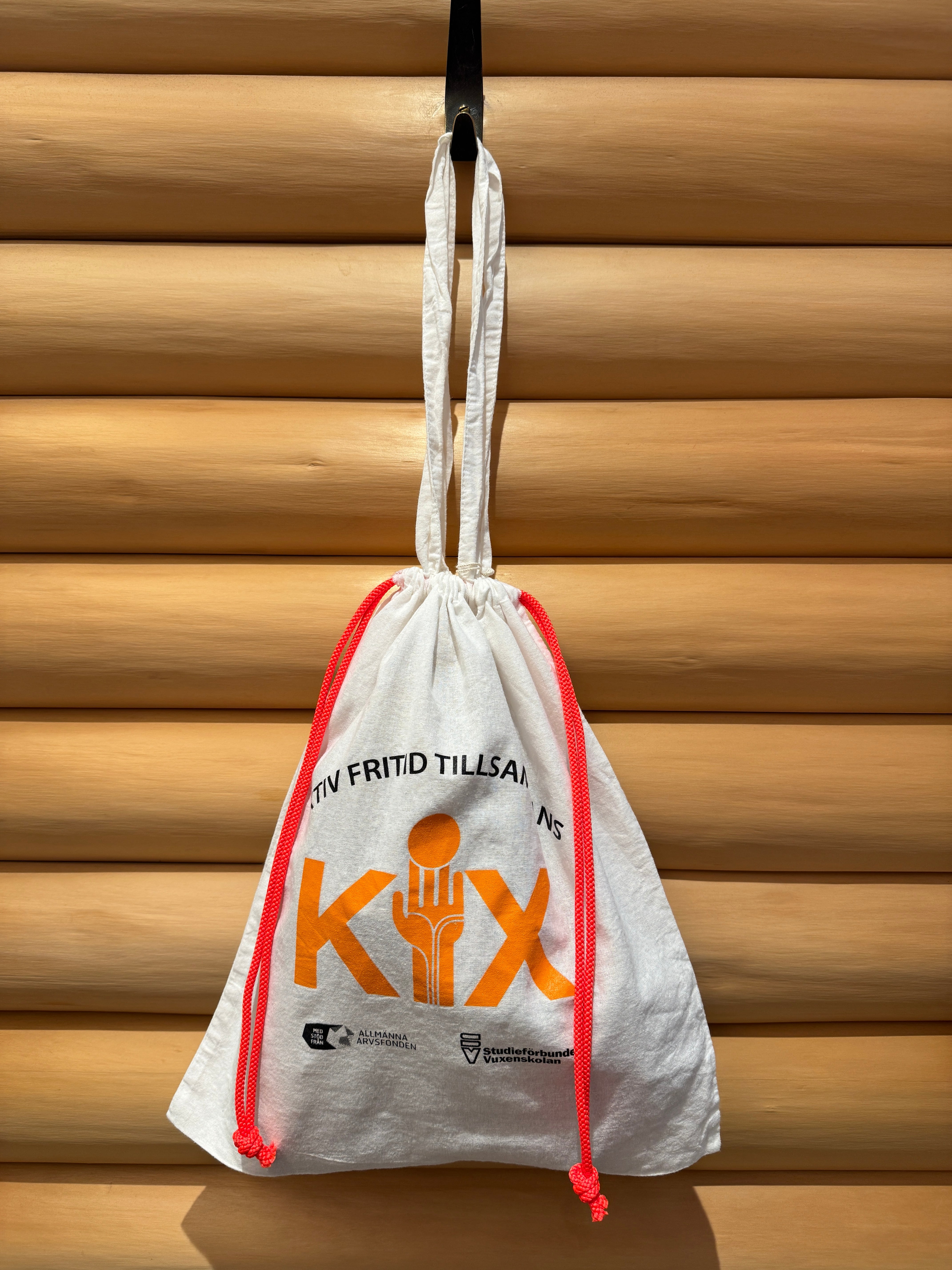 IT12-3 USED REMAKE TOTE "KIX" -ECRU-