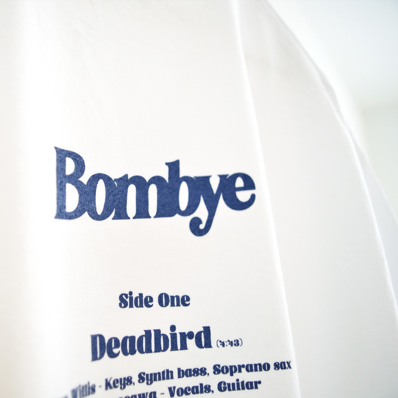 Bombye / T-Shirt(White)