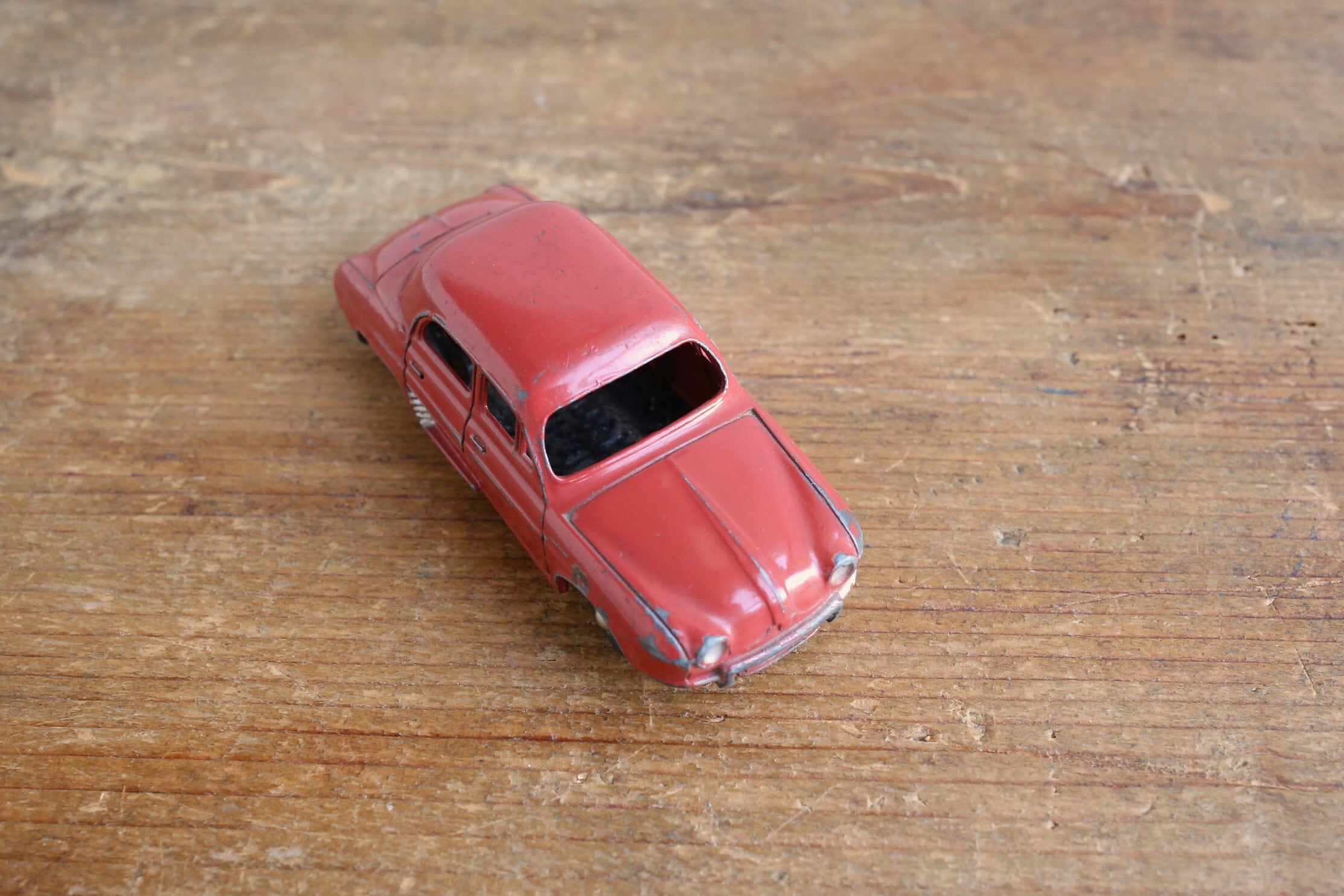 フランス DINKY TOYS ディンキー MECCANO社 『RENAULT DAUPHINE 