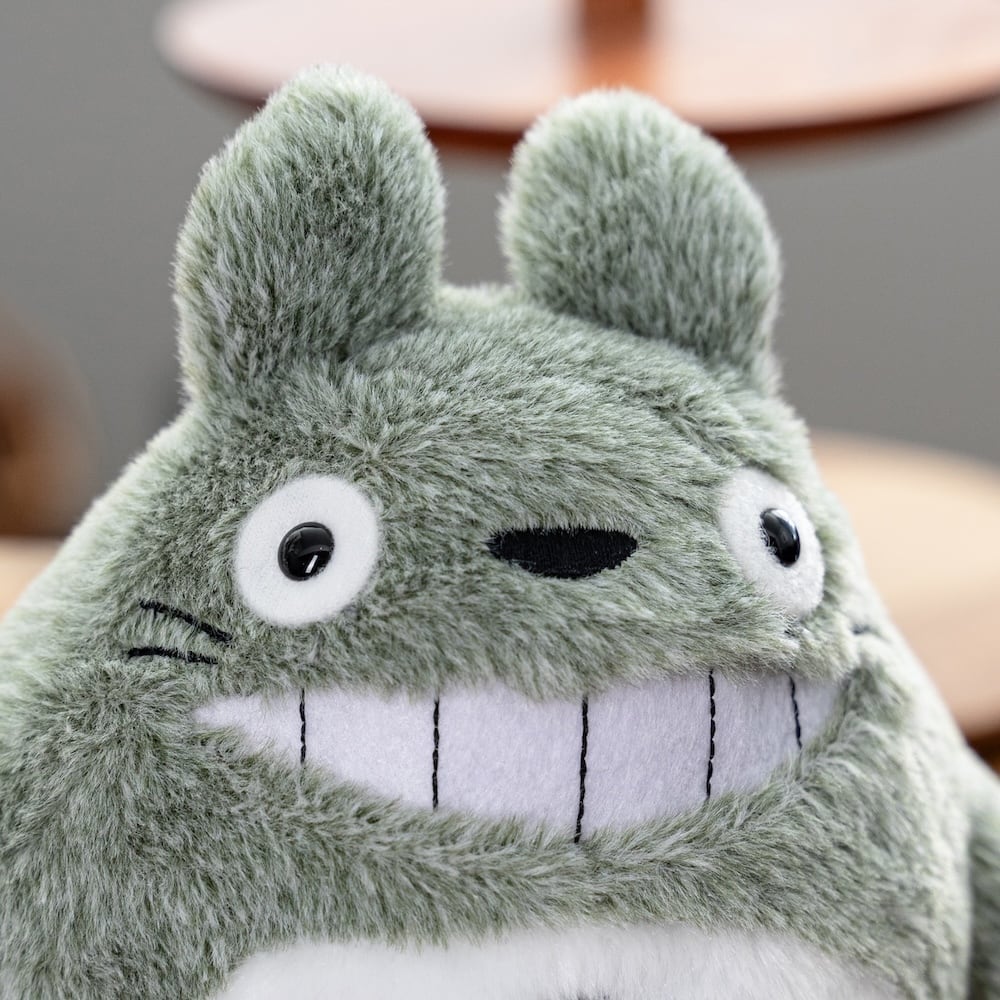 となりのトトロ ふんわりお手玉 / ぬいぐるみ Mサイズ（大トトロ笑い