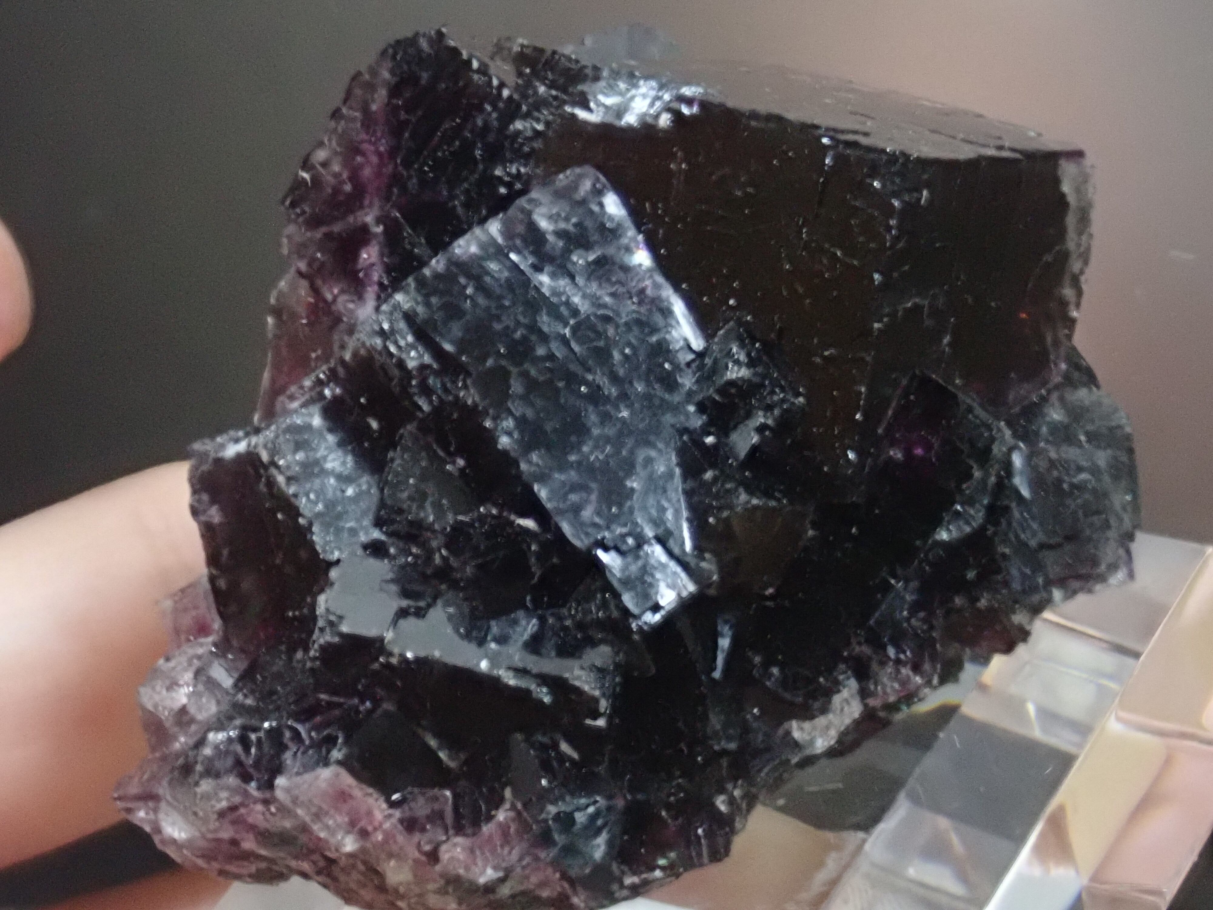 オコルス鉱山　クォーツクラスター共生　ブルー＆パープルゾーニングフローライト☆ オコルス鉱山クォーツクラスター共生ブルー＆パープルゾーニングフロー