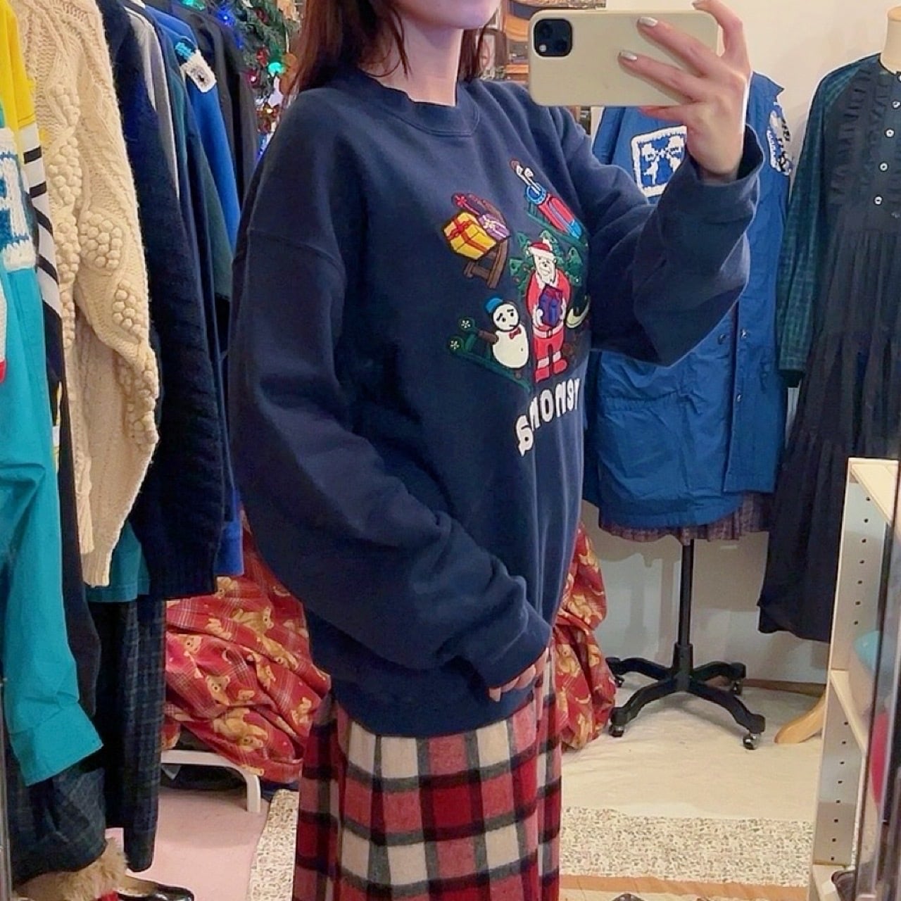 remoma / christmas embroidery sweat