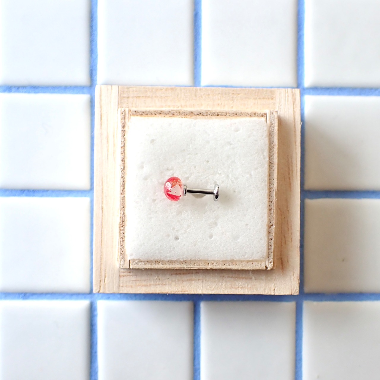 軟骨ラブレット16G 琉球ガラス (トラガス)