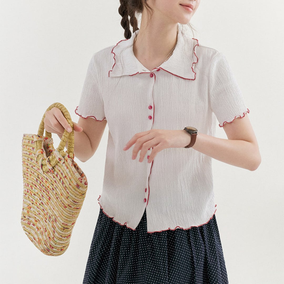 mellow frill collar blouse