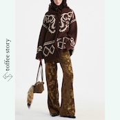 レトロの温度を歩くフローラルパンツの余韻譜 《B0061》