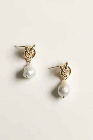 A.B.ELLIE Infinity Knot Baroque Drop Pierce ブライダルピアス｜公式取扱 onnellinen