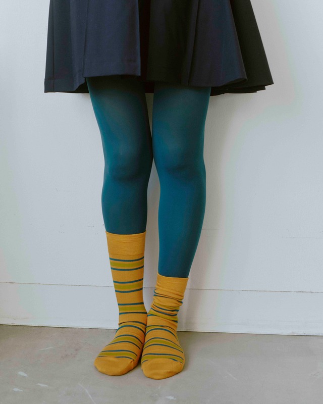 Border line wool Short women