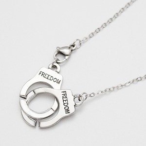ステンレス手錠ネックレス