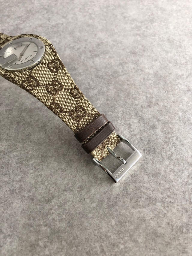 GUCCI グッチ GG 腕時計 ブラウン Gモチーフ キャンバス クウォーツ vintage ヴィンテージ オールド nehfxw