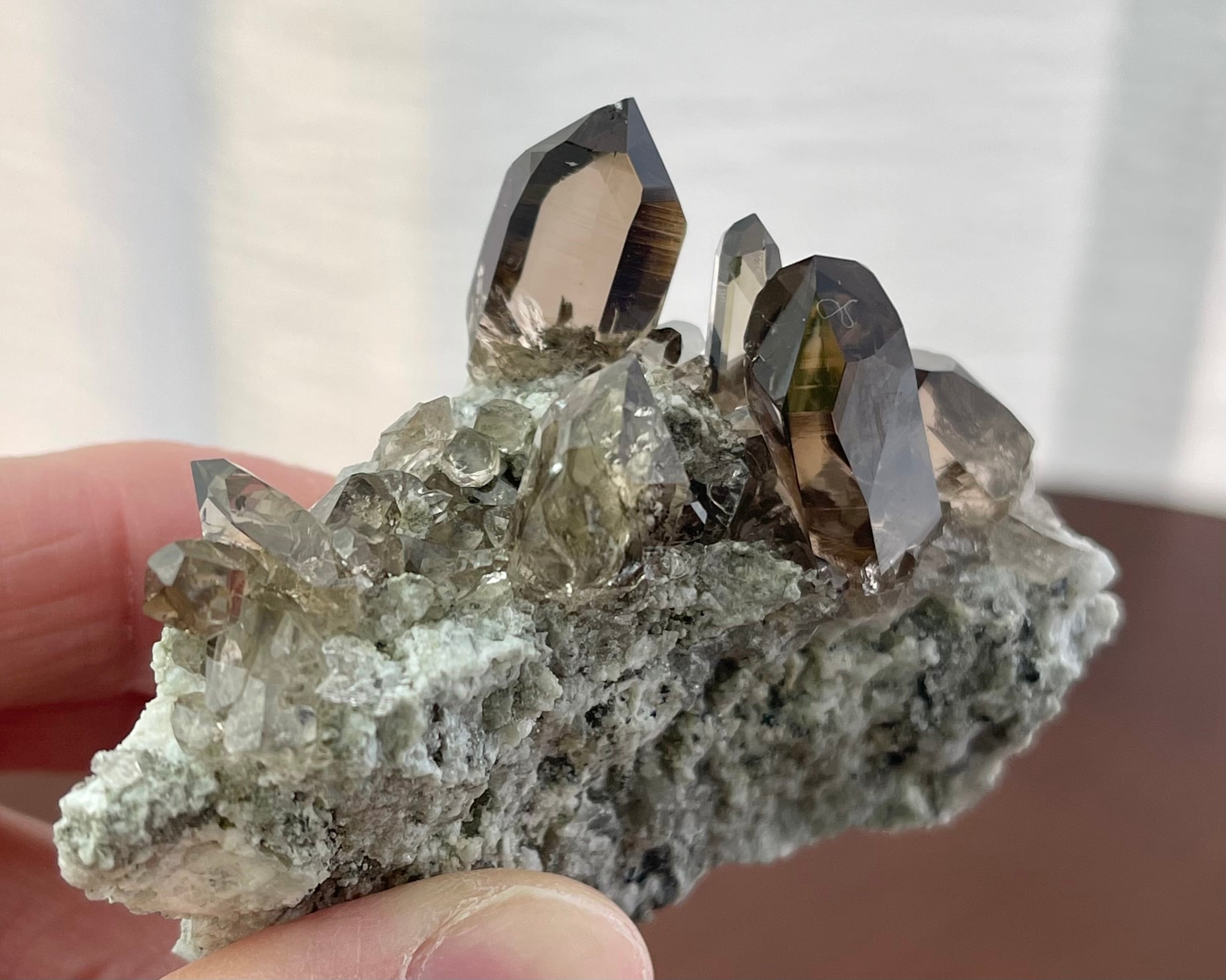 スモーキークォーツ【Smoky Quartz】スイス産 | PEANUTS MINERALS