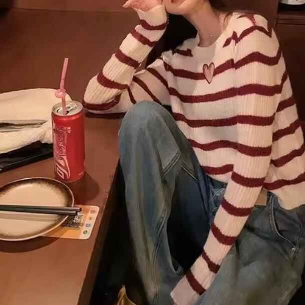 heart cutting border knit