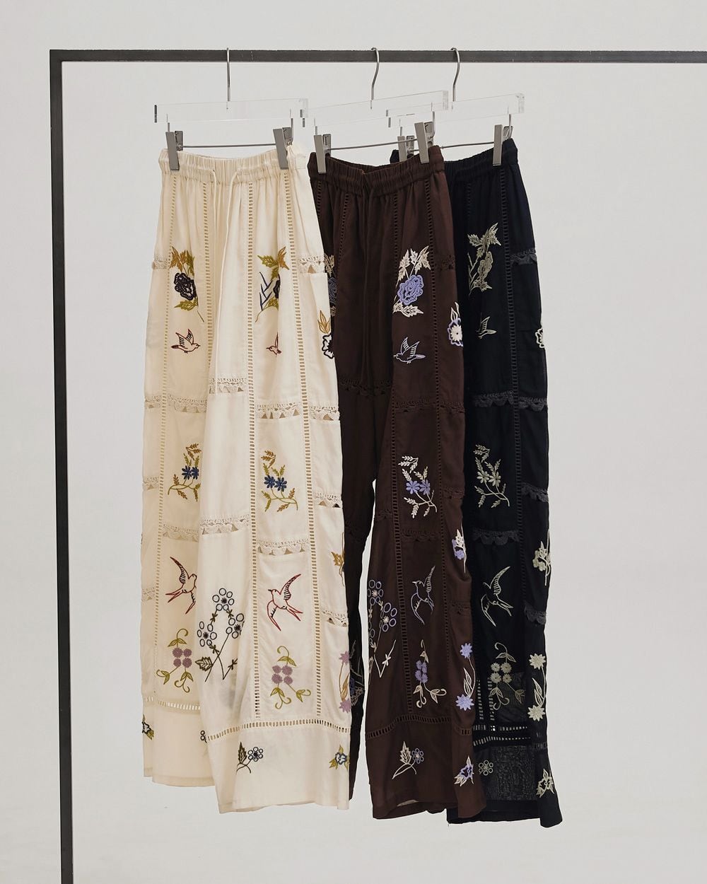 TODAYFUL(トゥデイフル) Embroidery Patchwork Trousers | サウス