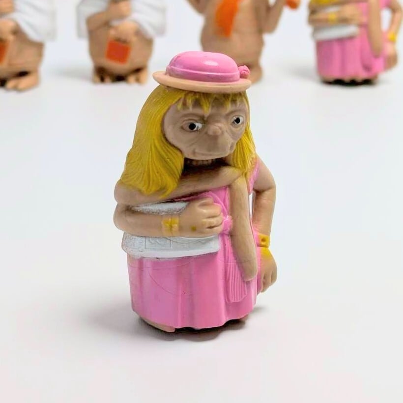 ☆ VINTAGE 1982☆【 E.T. ( イーティー ) 】【B】 PVCフィギュア / 女装・ドレス　〚アメリカン雑貨 アメトイ〛