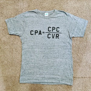 "CPA = CPC / CVR" グレーTシャツ【黒プリント】