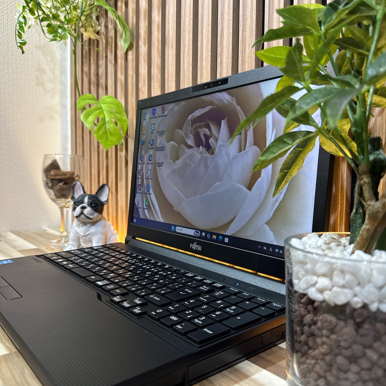 \ 公式ショップ限定価格❣️/ 準美品《光学ドライブ搭載》富士通 LIFEBOOK A5511/G 第11世代 メモリ8GB SSD256GB ノートパソコン 安心サポート＆3ヶ月保証付き