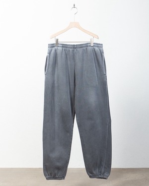 baggy silhouette garment dye sweat easy trousers