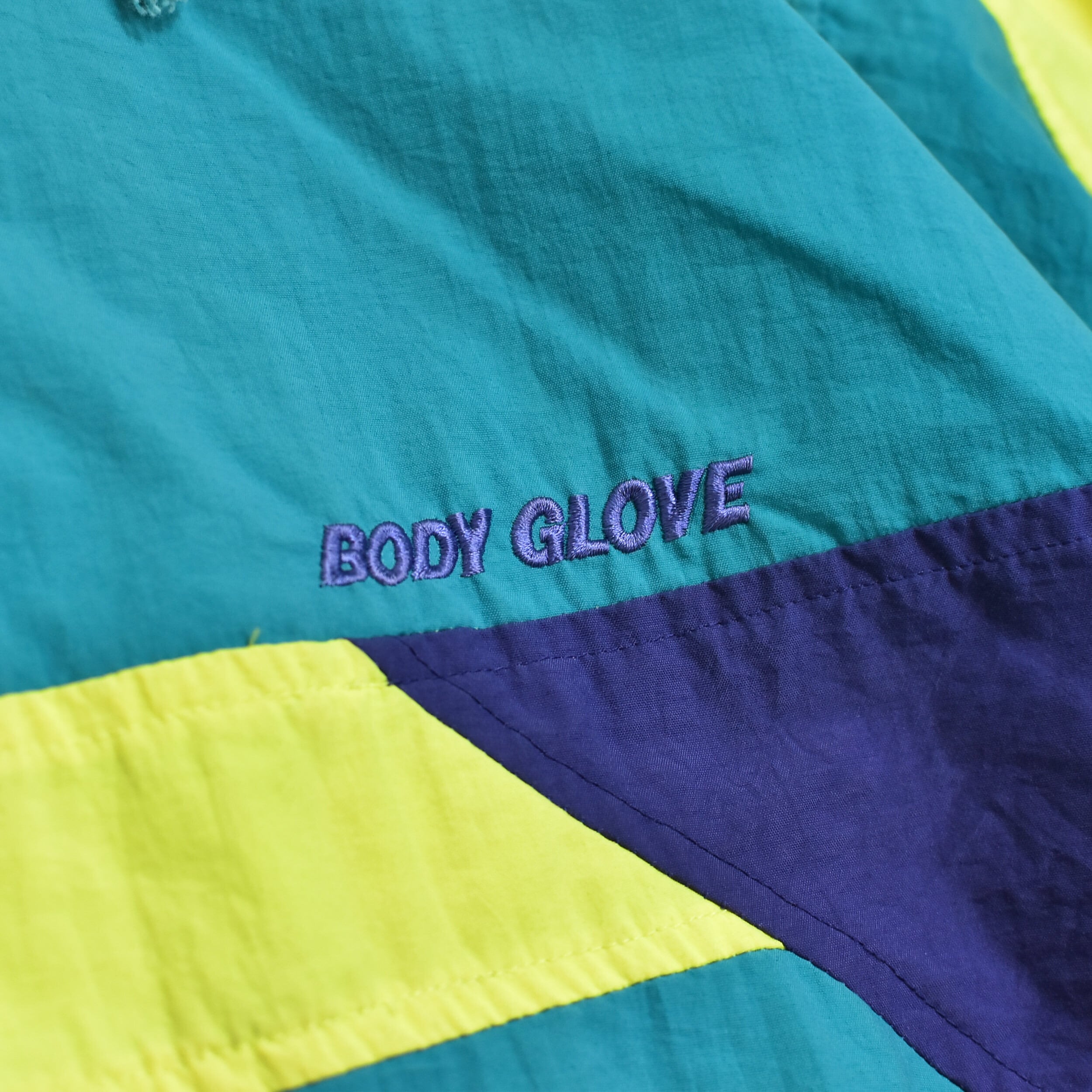 90s BODY GLOVE nylon jkt | 古着屋 grin days memory 【公式