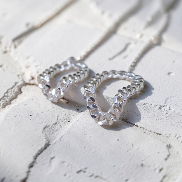 Curb chain ring