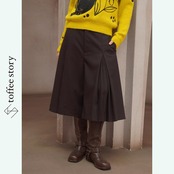 静寂の庭を歩く影のプリーツキュロット《C0257》