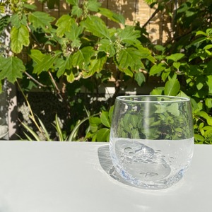 ゆらぎ　グラス