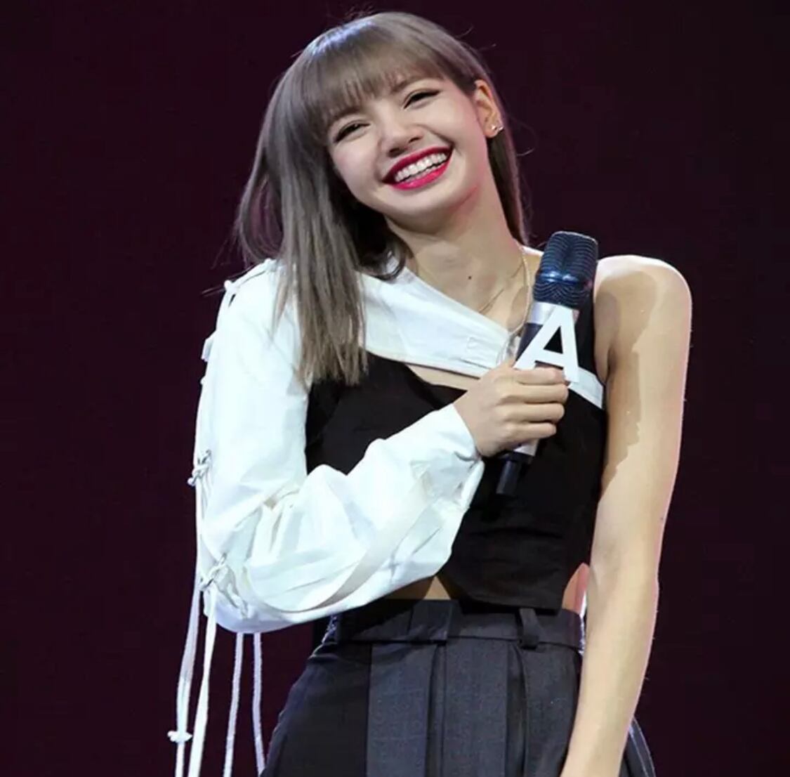 【ERL】BLACKPINKリサ着用 エンブロイダリー 6パネル キャップ 予約 ブラックピンク リサ着用風 トップス | LillyS エンジェル