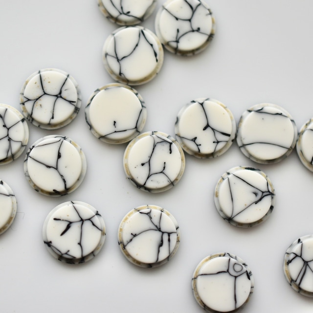 ◯ホワイトマーブルカボション 4個 11㎜