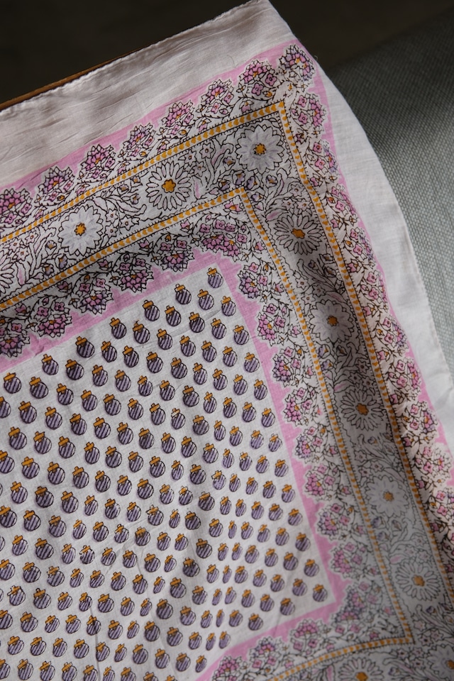 OK/india cotton hand print scarf/white pink