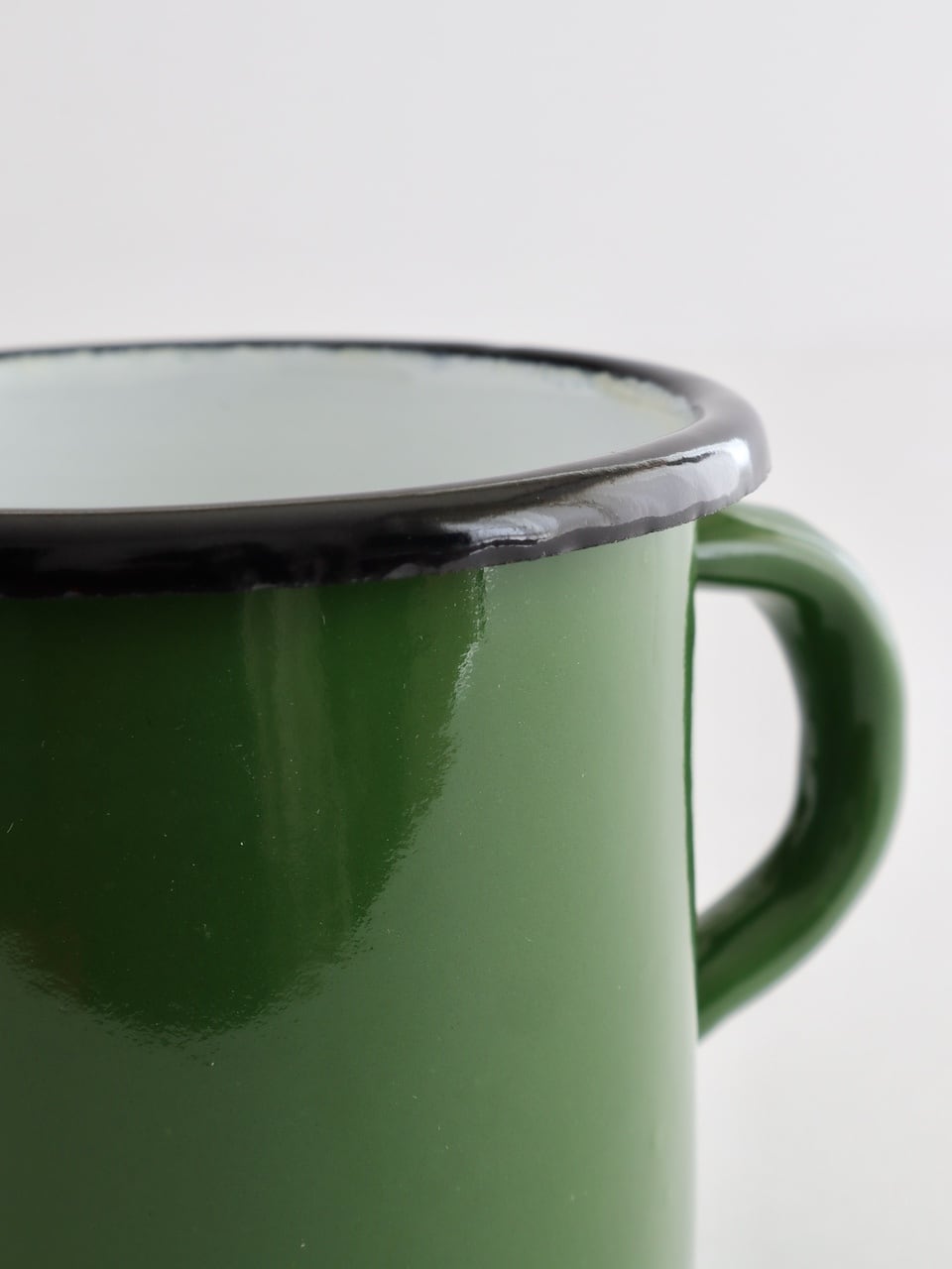 マグ グリーン｜Mug Green 80 De Emaillekeizer | Sensitivity and