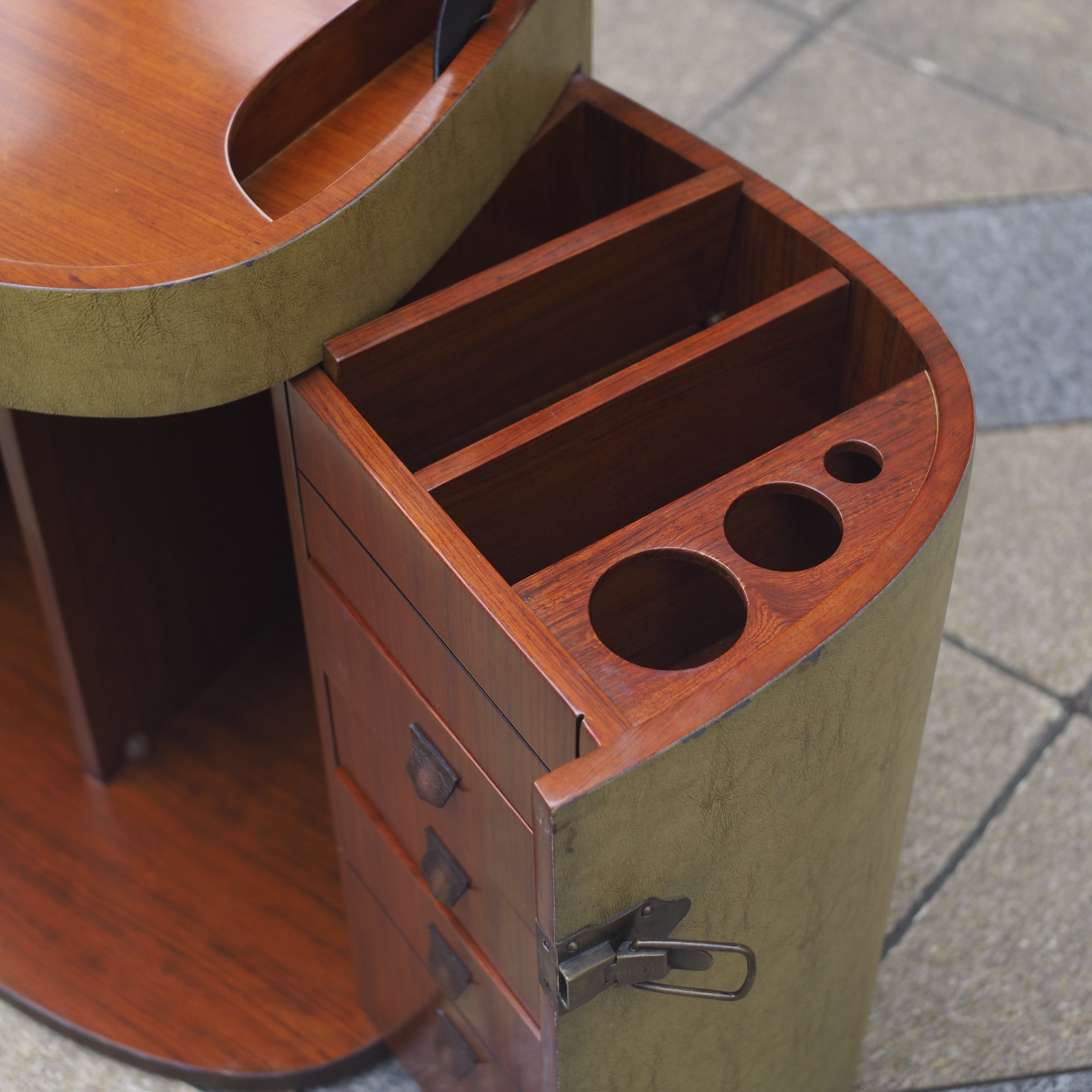 STARBAY社 MARIE GALANT ドレッサートランク コンランショップ