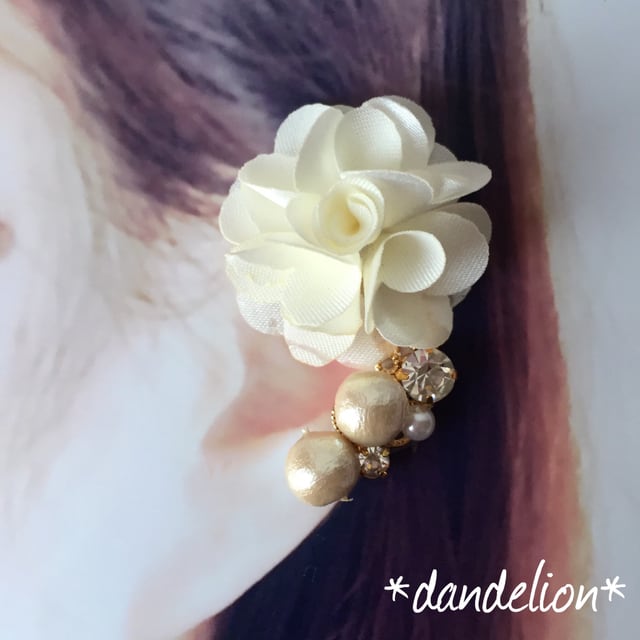 白花コットンパールビジューイヤーカフピアス/イヤリングセット 白花コットンパールビジューイヤーカフピアス/イヤリングセット