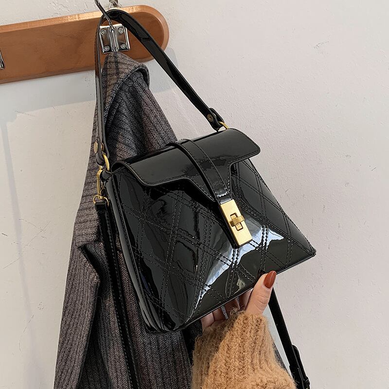 スタイルオータムウィンターレザーワンショルダー 秋物 冬物 メッセンジャーバッグ Tiancai_Wing_Bag78681360273