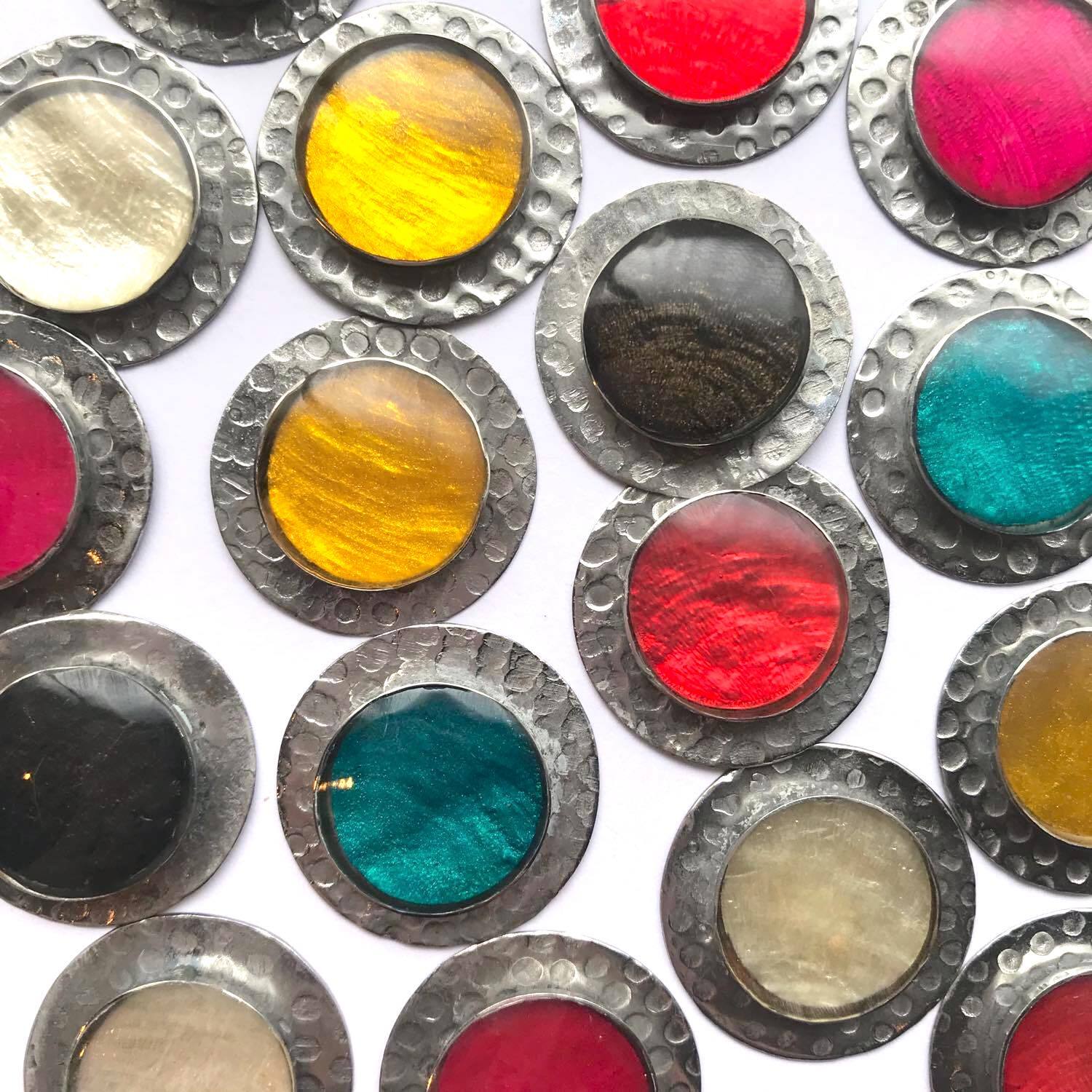 プレート付きシェル入りラウンドカボションM(29mm)