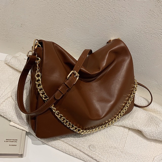 スタンダードオータムウィンターチェーン ワンショルダー レトロ 秋物 冬物 トートバッグ メッセンジャーバッグ Tiancai_Wing_Bag1480265169