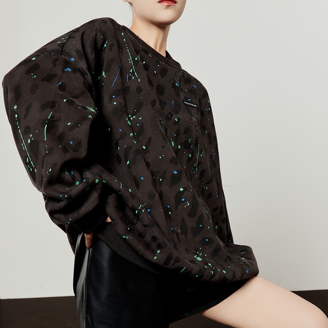 Oversized paint drop top A00072