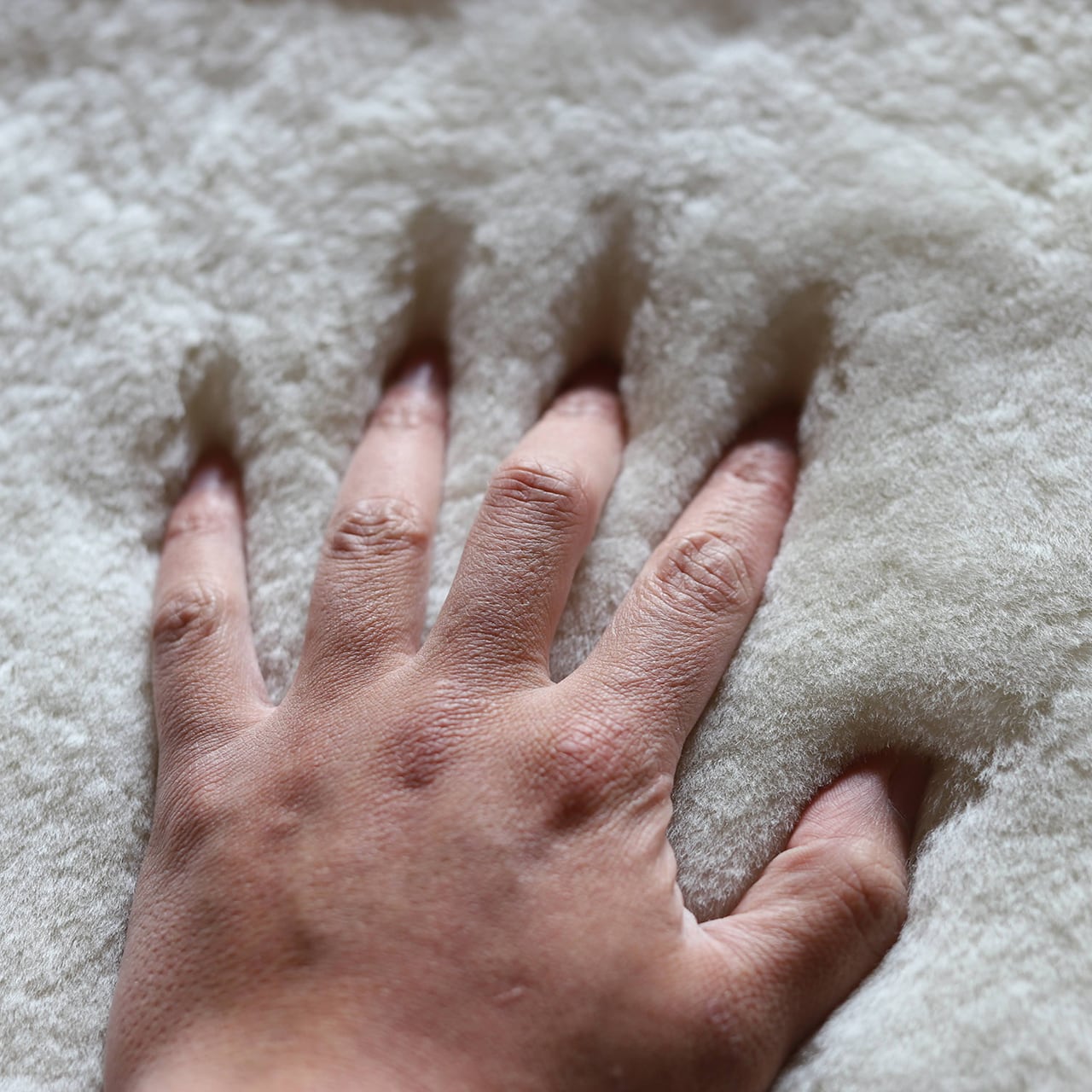 高密度ムートンパッド Sサイズ 100 × 200cm | アトマダ寝具店