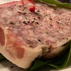 豚肉とハーブのベーコン巻きパテ※岩中豚使用