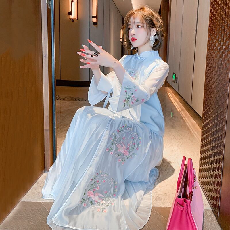 カラー刺繍スリーブトップス プリーツハイウェストウェストスカート スプリング レッド 春物 MIUCO24554027383