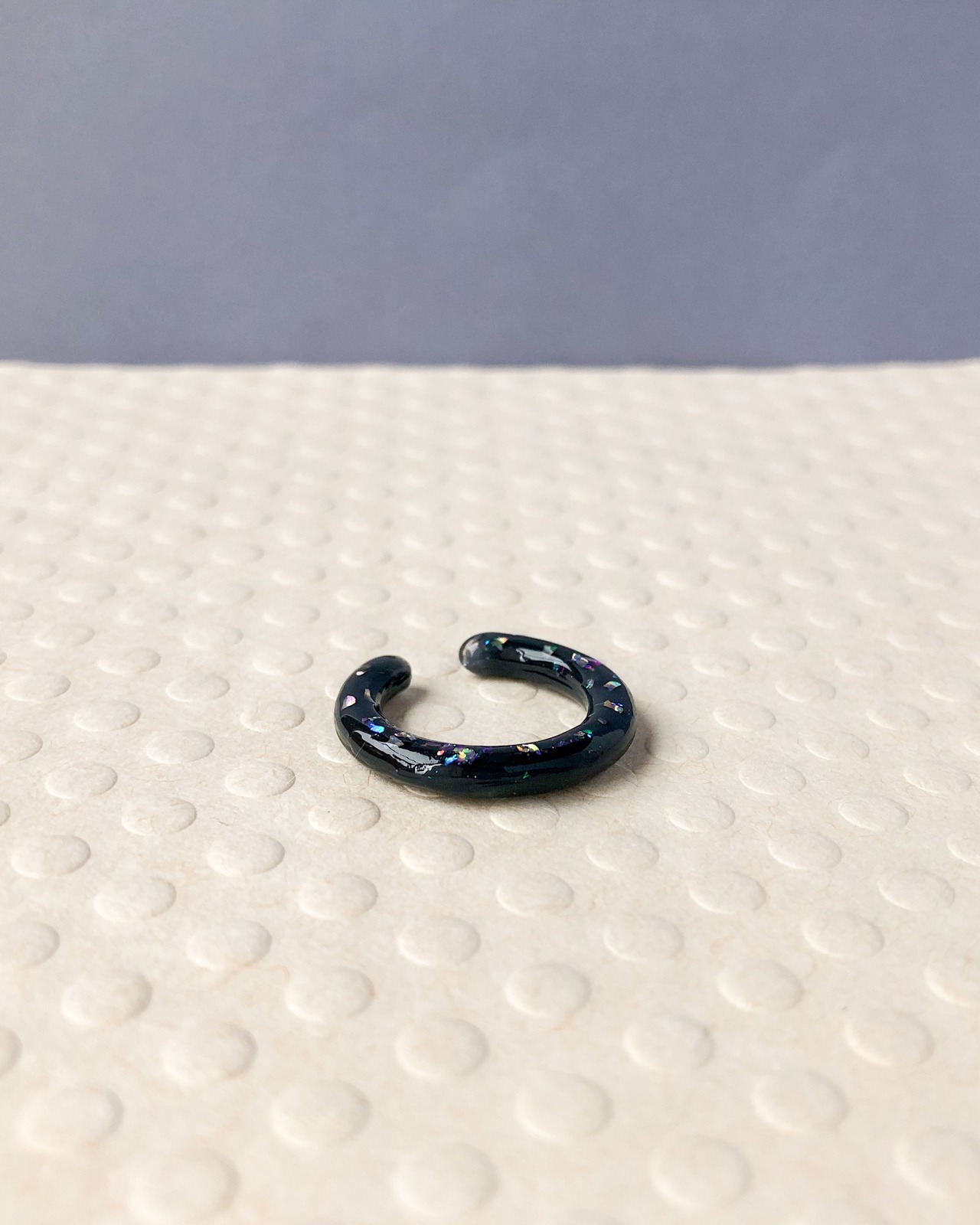 ＊濃紺色＊キラキラホイル＊イヤーカフ＊の画像03