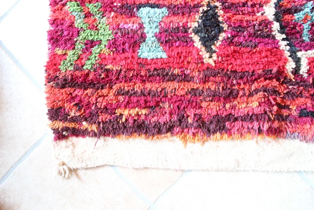 濃い赤ベース大判ブジャドラグ　ヴィンテージ手織りアートラグ